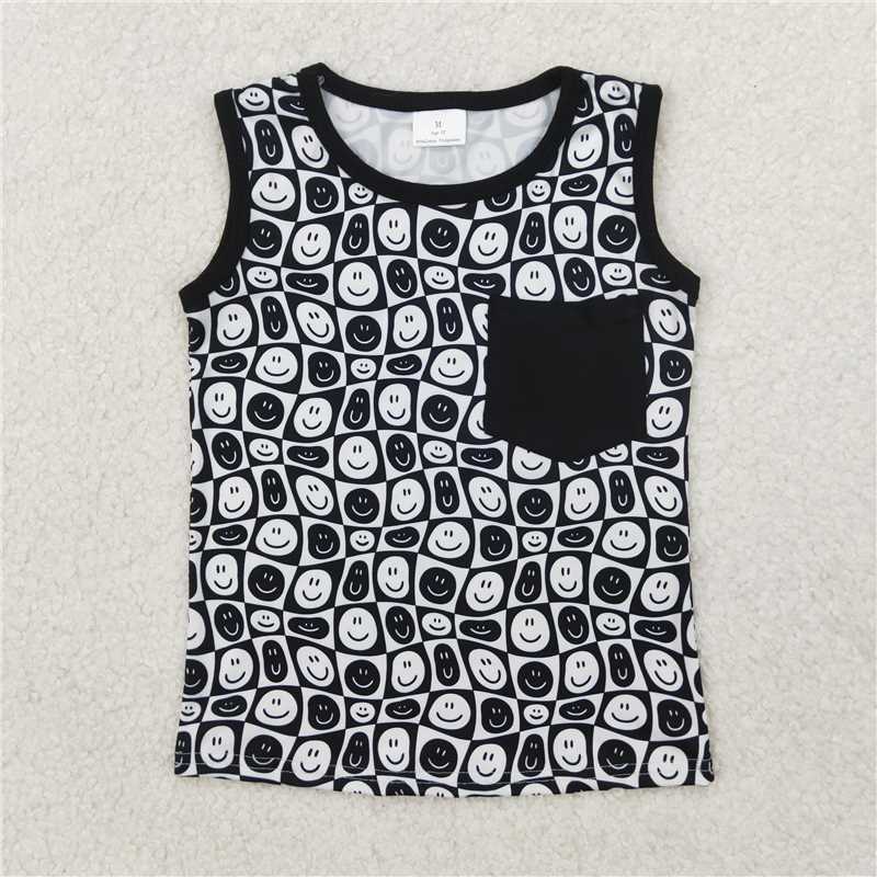 4.7 BT1192 Smiley face black and white plaid pocket vest