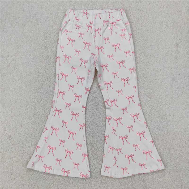 4.4 P0732 White denim trousers with pink bow pattern