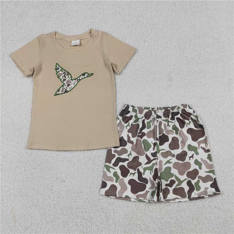 X1.10 BSSO1646 Embroidered Puppy and Duck Camouflage Short-Sleeve and Shorts Set