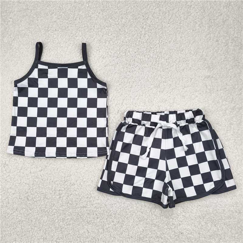 4.3 GSSO2334 Black and white plaid suspender shorts set