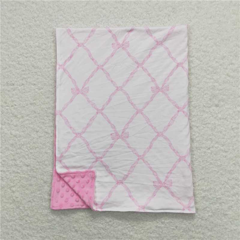 4.21BL0132 Bow pattern pink and white baby blanket