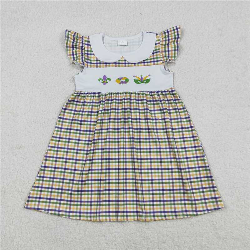 X12.24 GSD2934 Embroidered Carnival Pattern Mask Peter Pan Collar Plaid Flutter Sleeve Dress