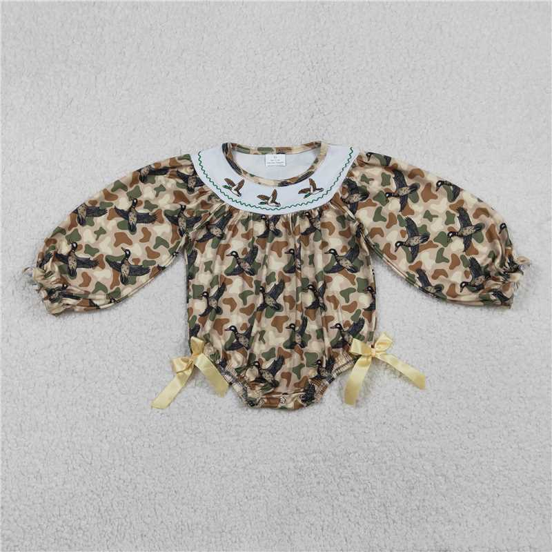 LR2896 Embroidered Duck Bow Brown-Green Camouflage Long-Sleeved Jumpsuit)