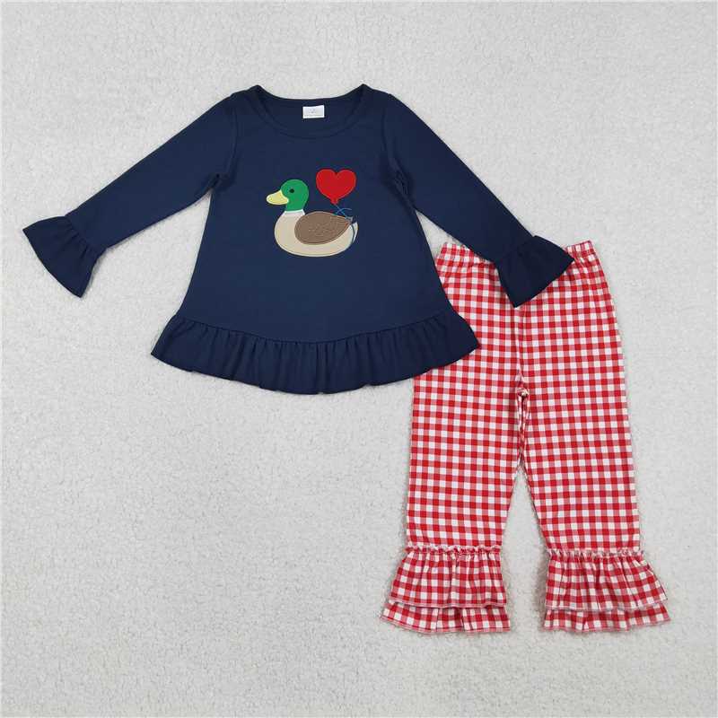 X11.3 GLP2912 Embroidered Valentine's Day Heart Duck Navy Blue Long-Sleeved Red Suit