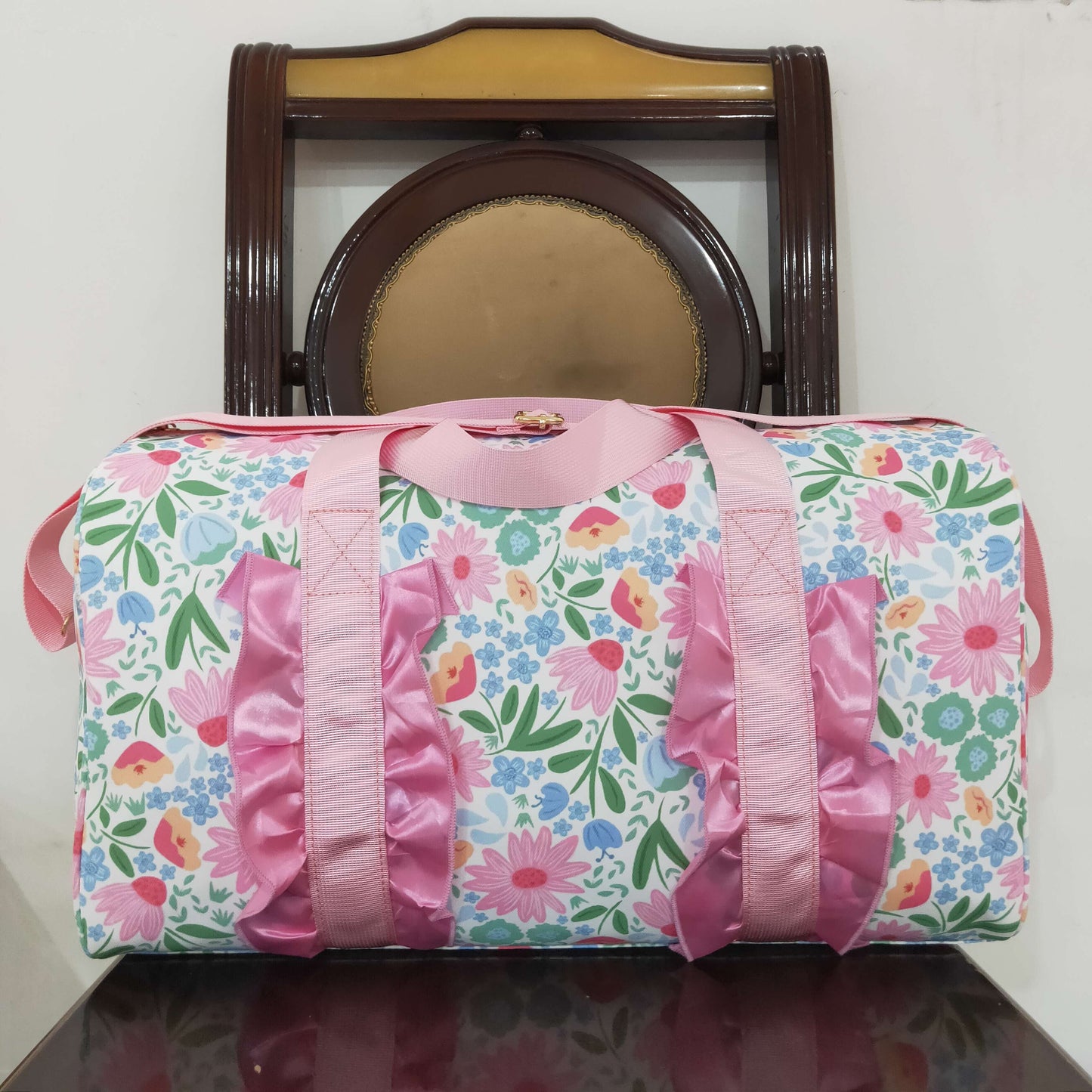 4.19BA0290 Gym bag with pink lace and flowers and leaves