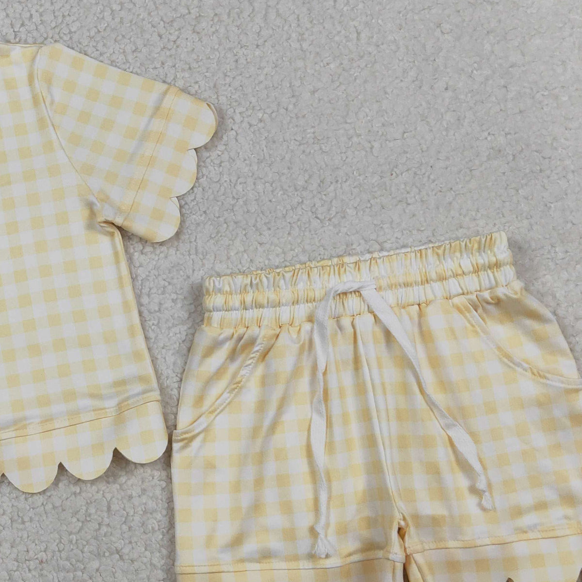 3.28 GSSO3185 Yellow plaid scallop top shorts girls summer outfit