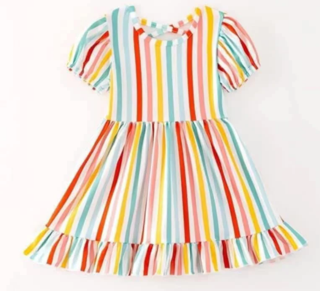 4.8 Striped short-sleeved dress Order deadline: April 24