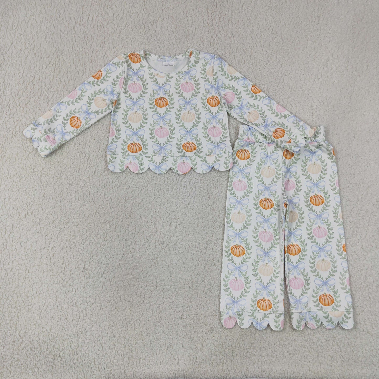 NEW RTS NO MOQ milk silk GLP3395 Baby Girls Checked Colorful Pumpkin Long Sleeve Top Scallop Edge Flare Pant Holiday Set
