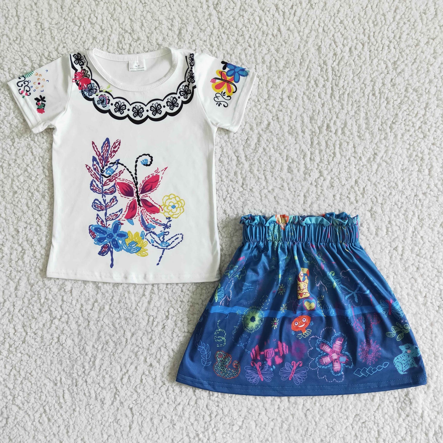 4.17White short-sleeved cartoon culottes suit