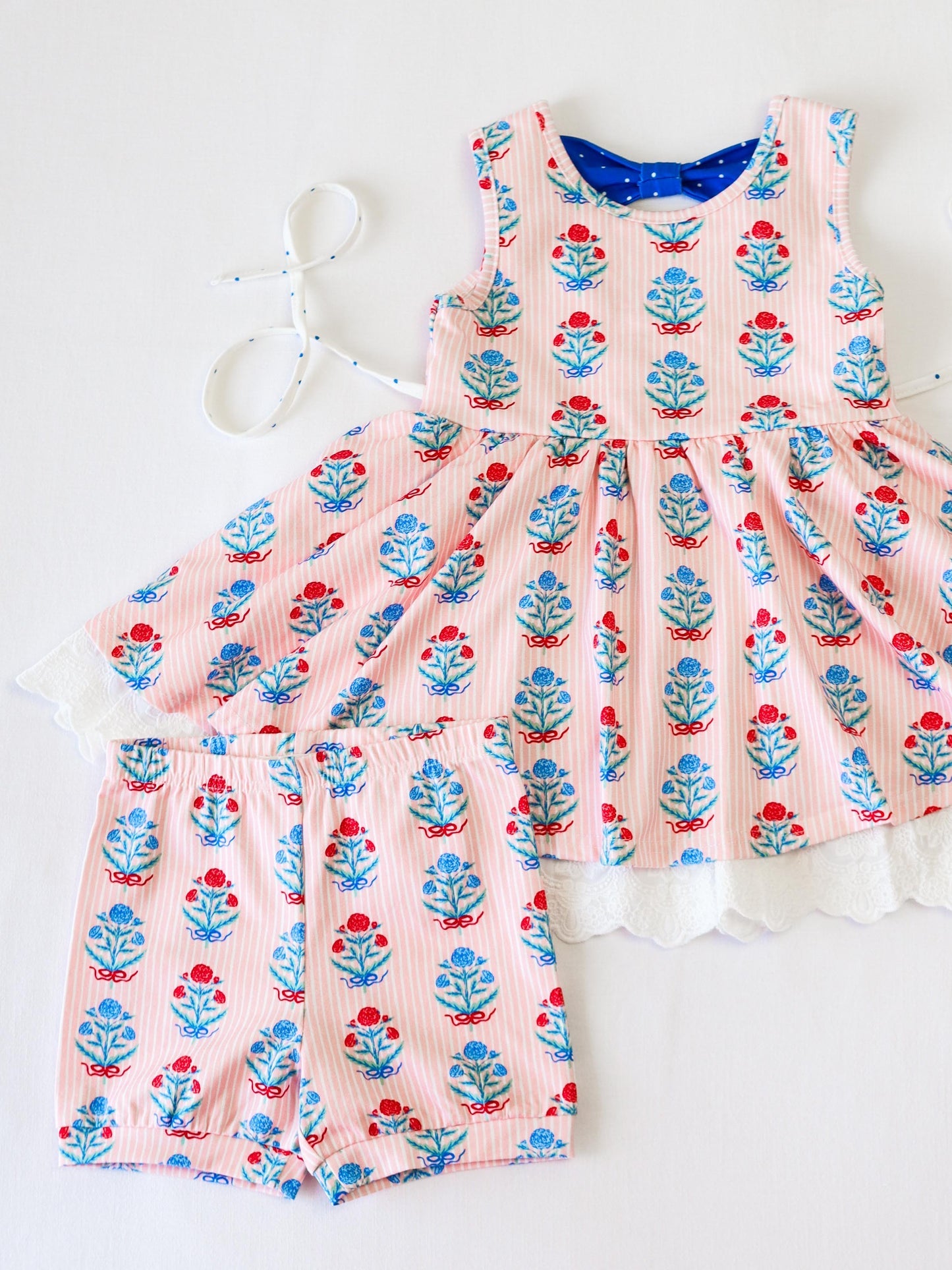 4.14 GSSO2590 Flower short-sleeved suit