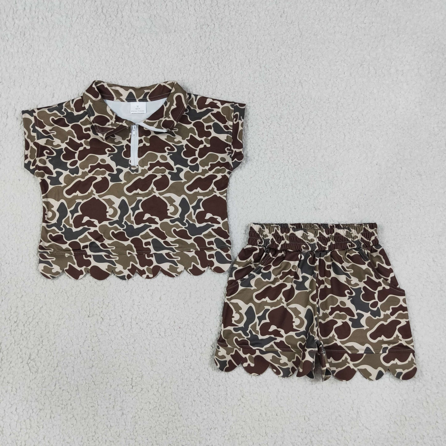 NEW RTS NO MOQ milk silk GSSO3569 Baby Girls Dark Khaki Camo Print Zipper Long Sleeve Top Scallop Hem Shorts Clothes Set