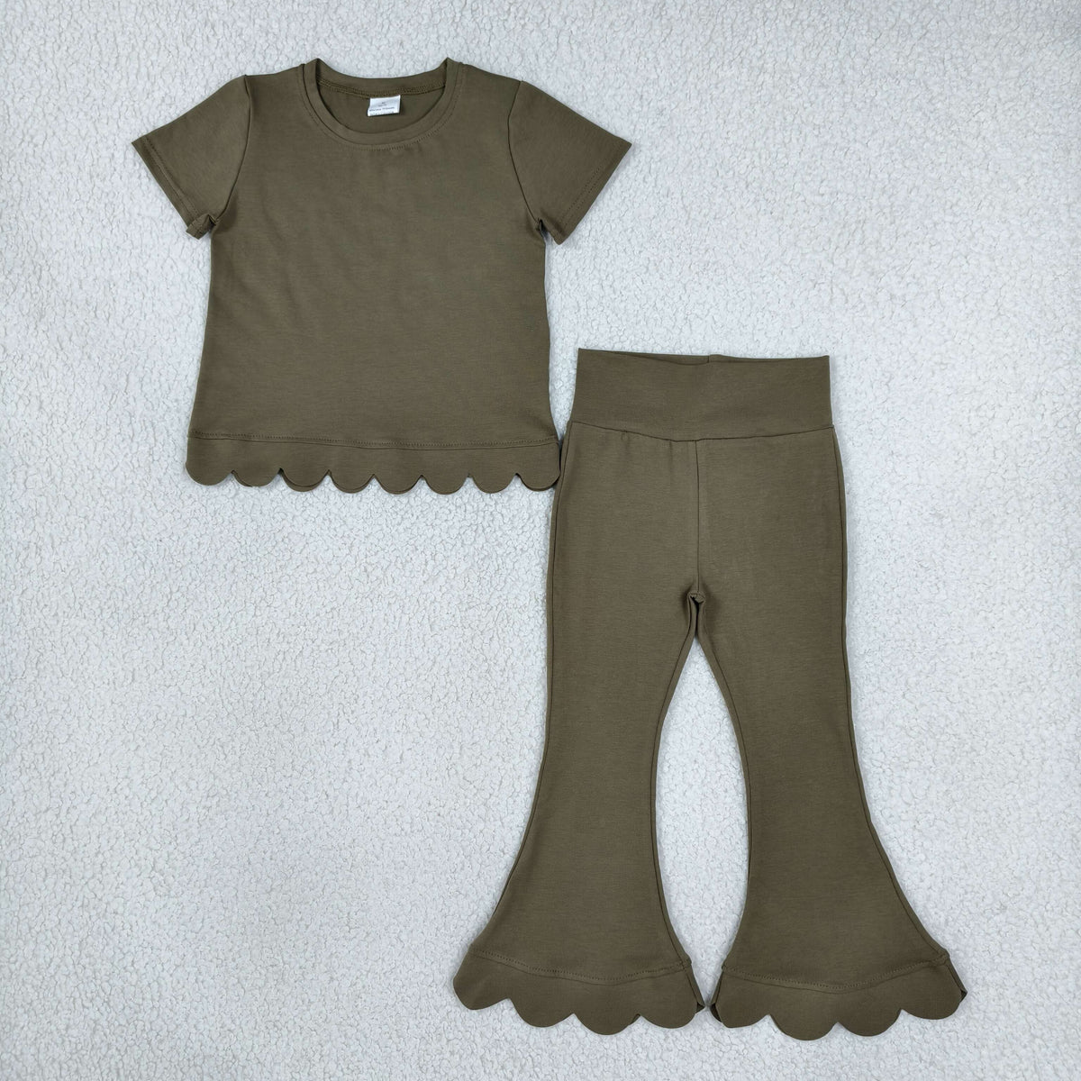 NEW RTS NO MOQ cotton GSPO2342(GT1772+P1080)Baby Girls Olive Short Sleeve Shirts Top Flare Pant Scallop Casual Set