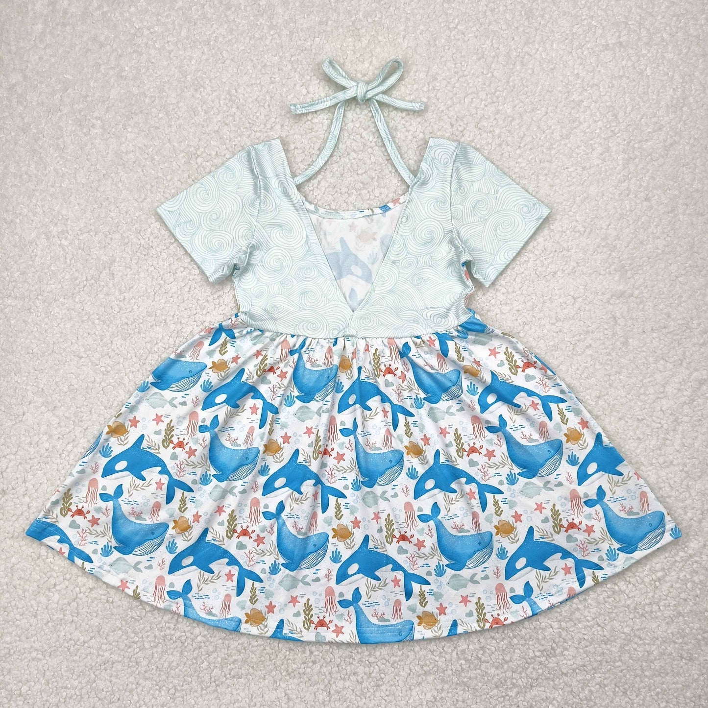 4.11 GSD2011 White backless short-sleeved dress with whale, jellyfish and starfish