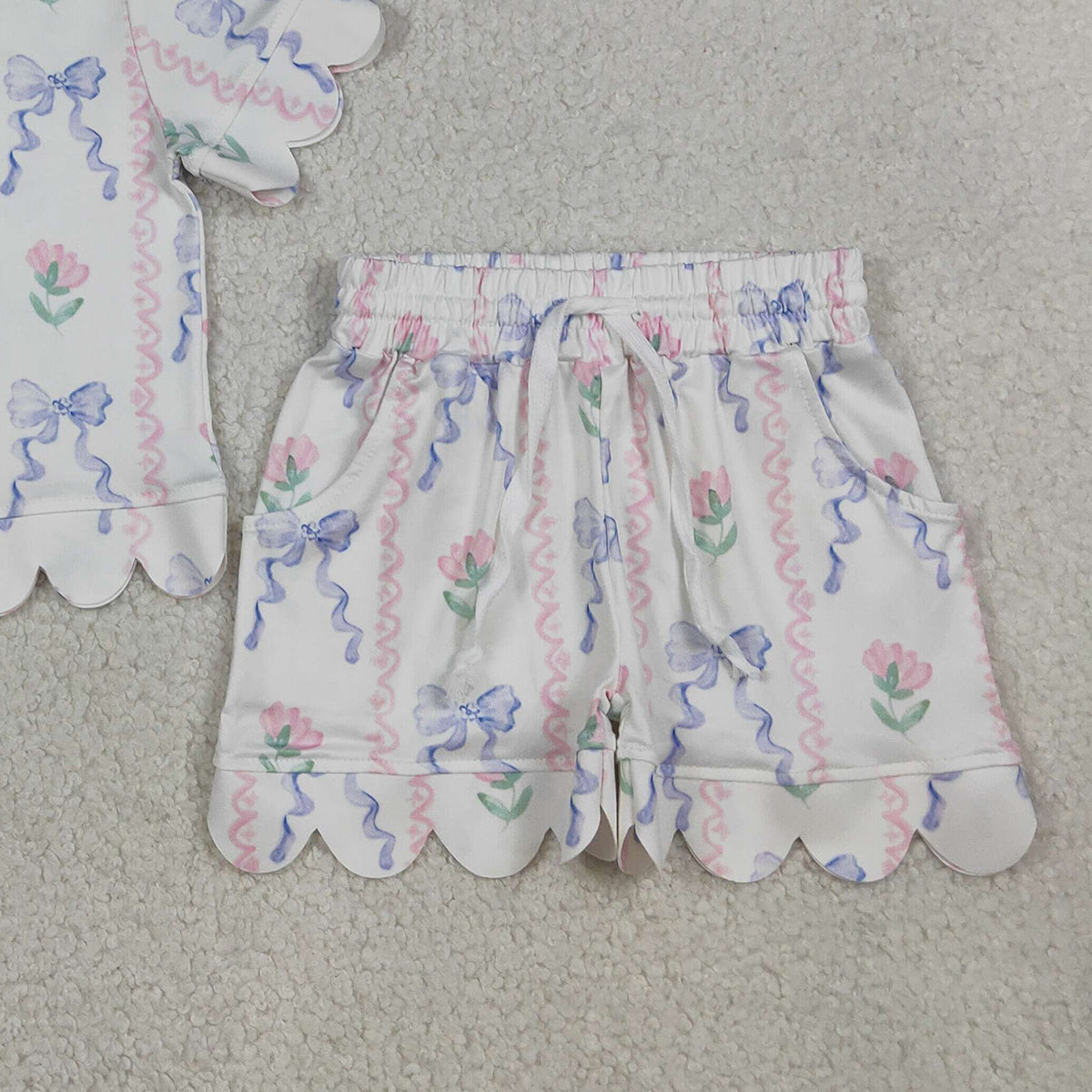 GSSO3272 Baby Girls Short Sleeve Blue Bow Flowers Stripe Top Shorts Scallop Clothes Sets