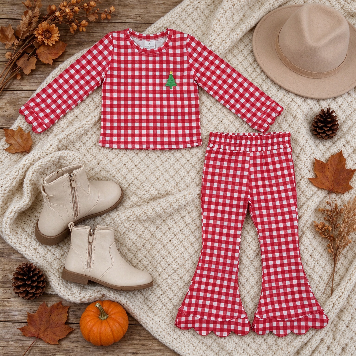 NEW RTS NO MOQ milk silk GLP3590 Embroidery Trees Baby Girls Red Checked Top Scallop Flare Pant Christmas Clothes Set