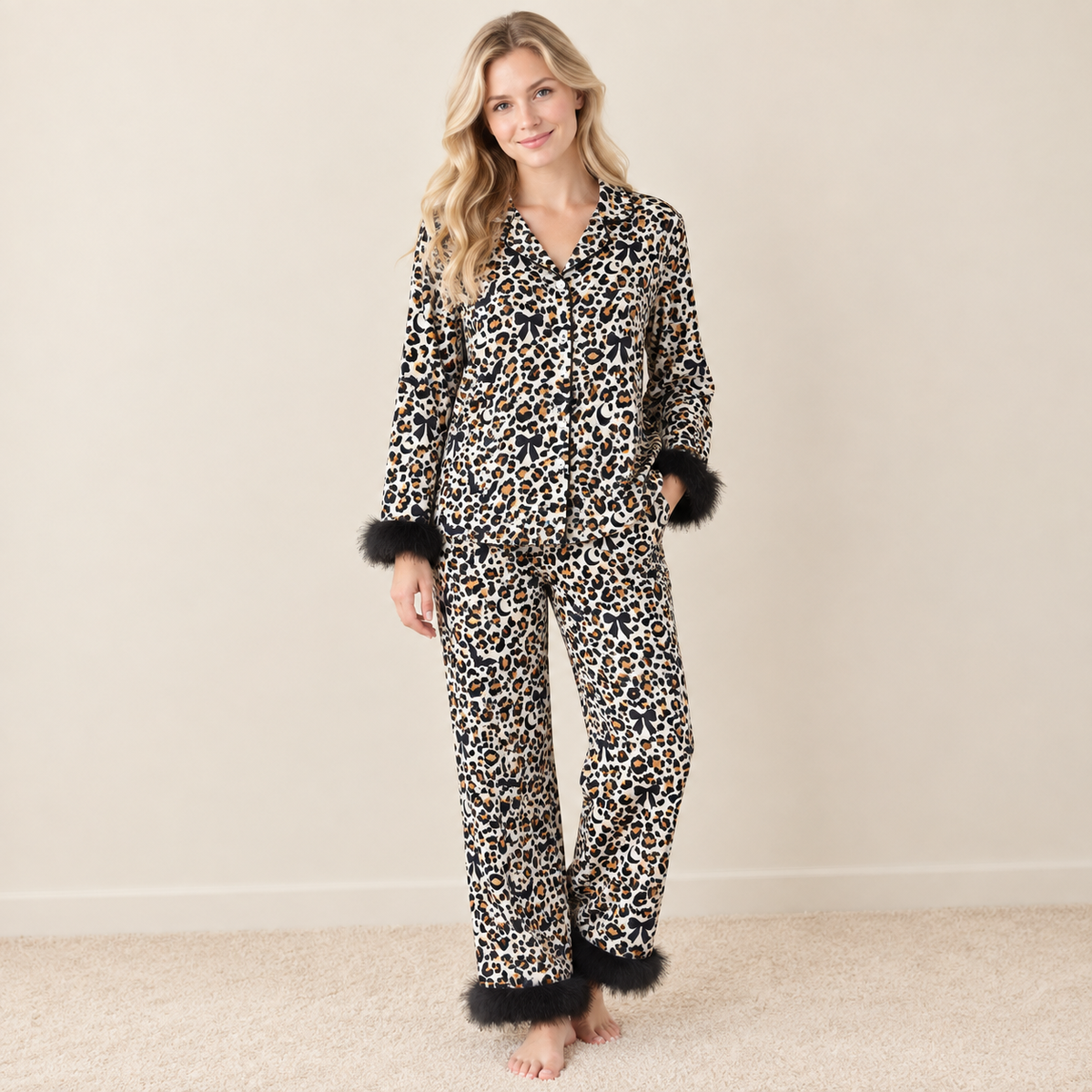 NEW RTS NO MOQ milk silk GLP3639 Adult Women Leopard Bats Button Top Pant Fur Sleeves Halloween Pajamas Set