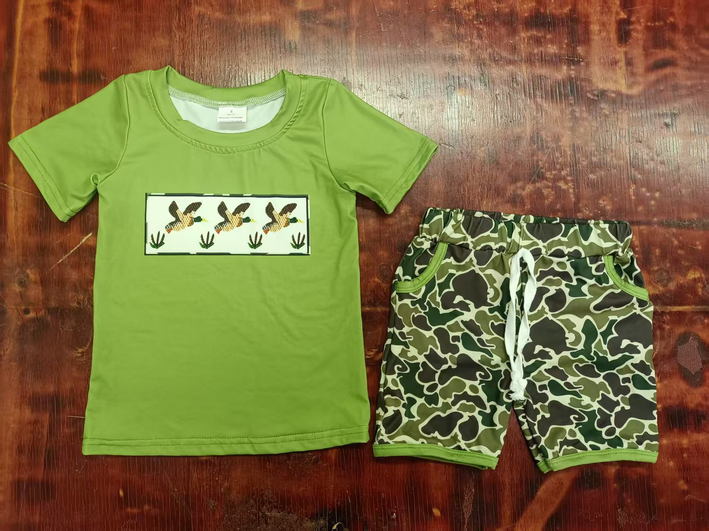 4.28 duck camouflage suit