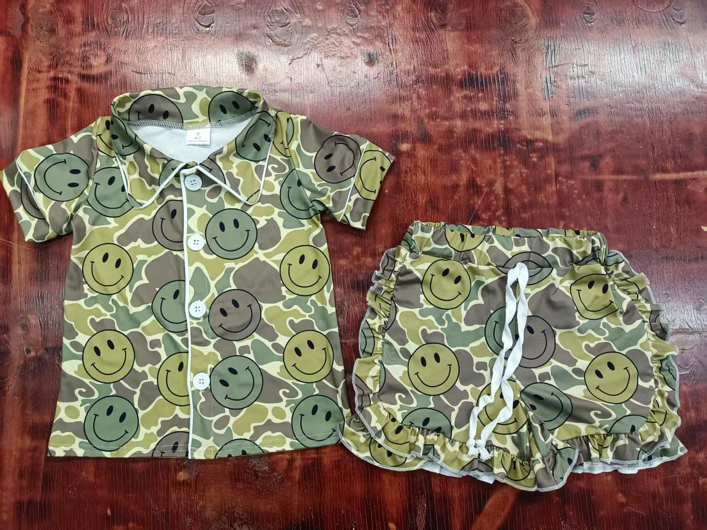 4.25 Boys Army Green Smiley Face Short Sleeve Suit