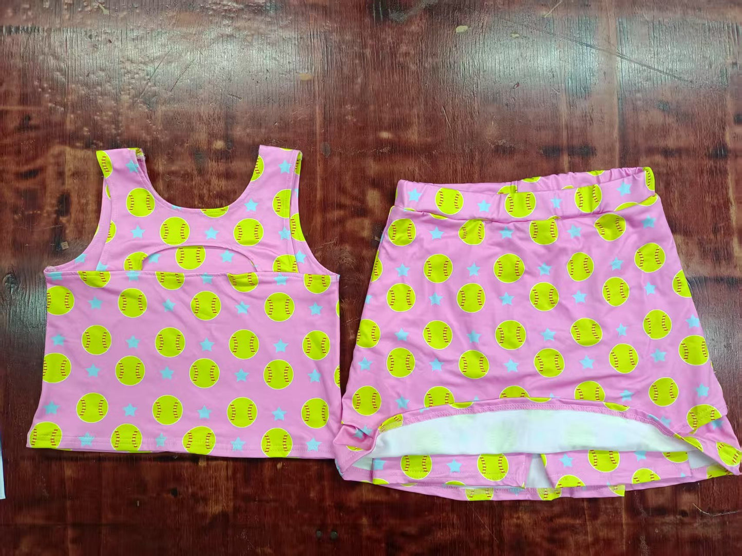 4.26 Yellow Softball Set