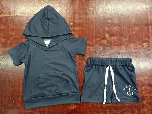 5.2 Black hooded short-sleeved suit