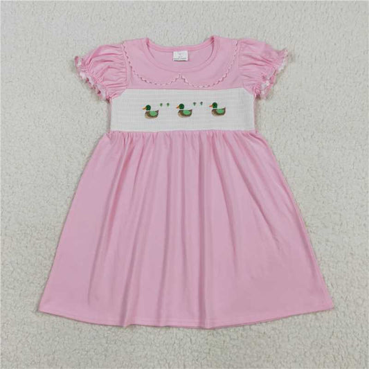 7.237.23 GSD2642 Embroidered duck doll collar pink short-sleeved dress