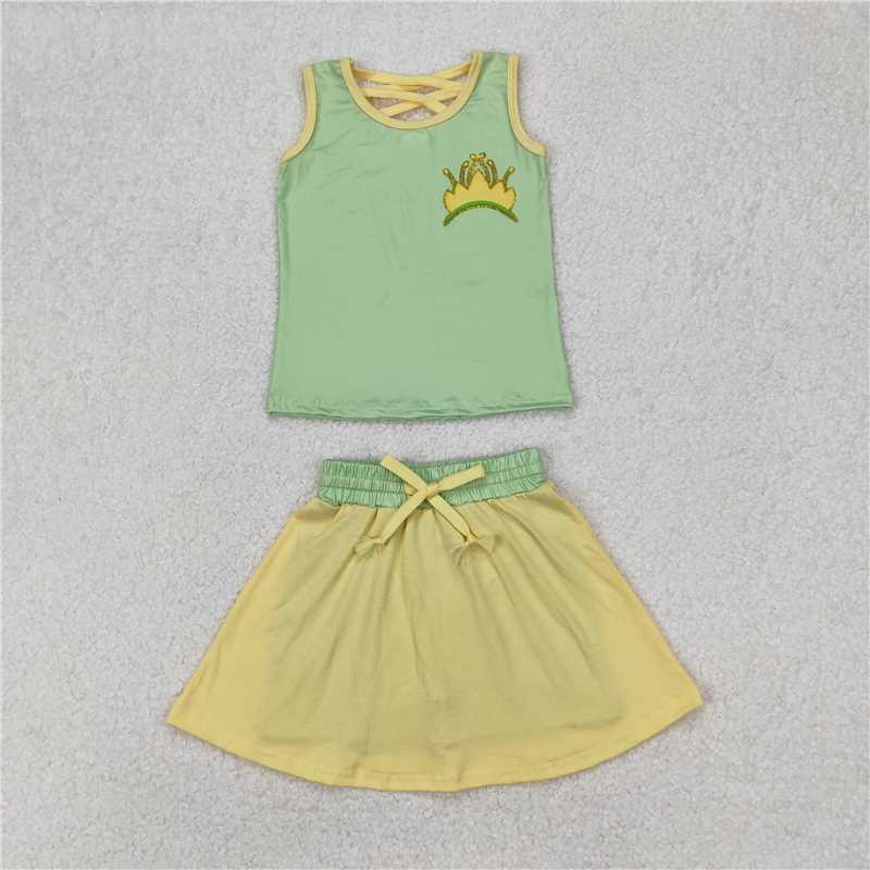 3.25  GSD2071 Cartoon wreath solid green vest yellow skirt suit