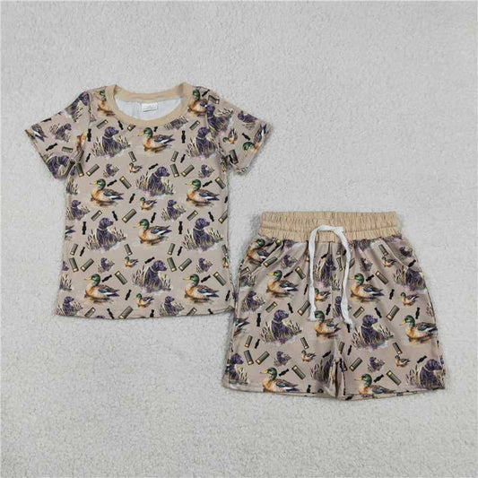 X1.10  BSSO1727 Green Short-Sleeve T-Shirt and Shorts Set with Duck and Puppy Design