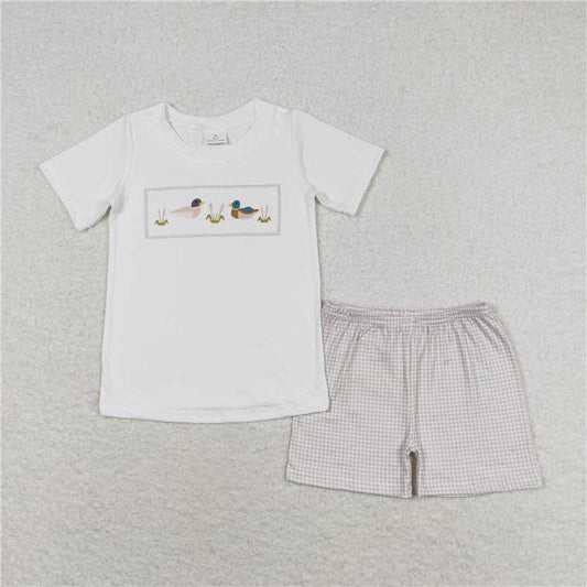 BSSO0960 Duck white short-sleeved green plaid shorts set