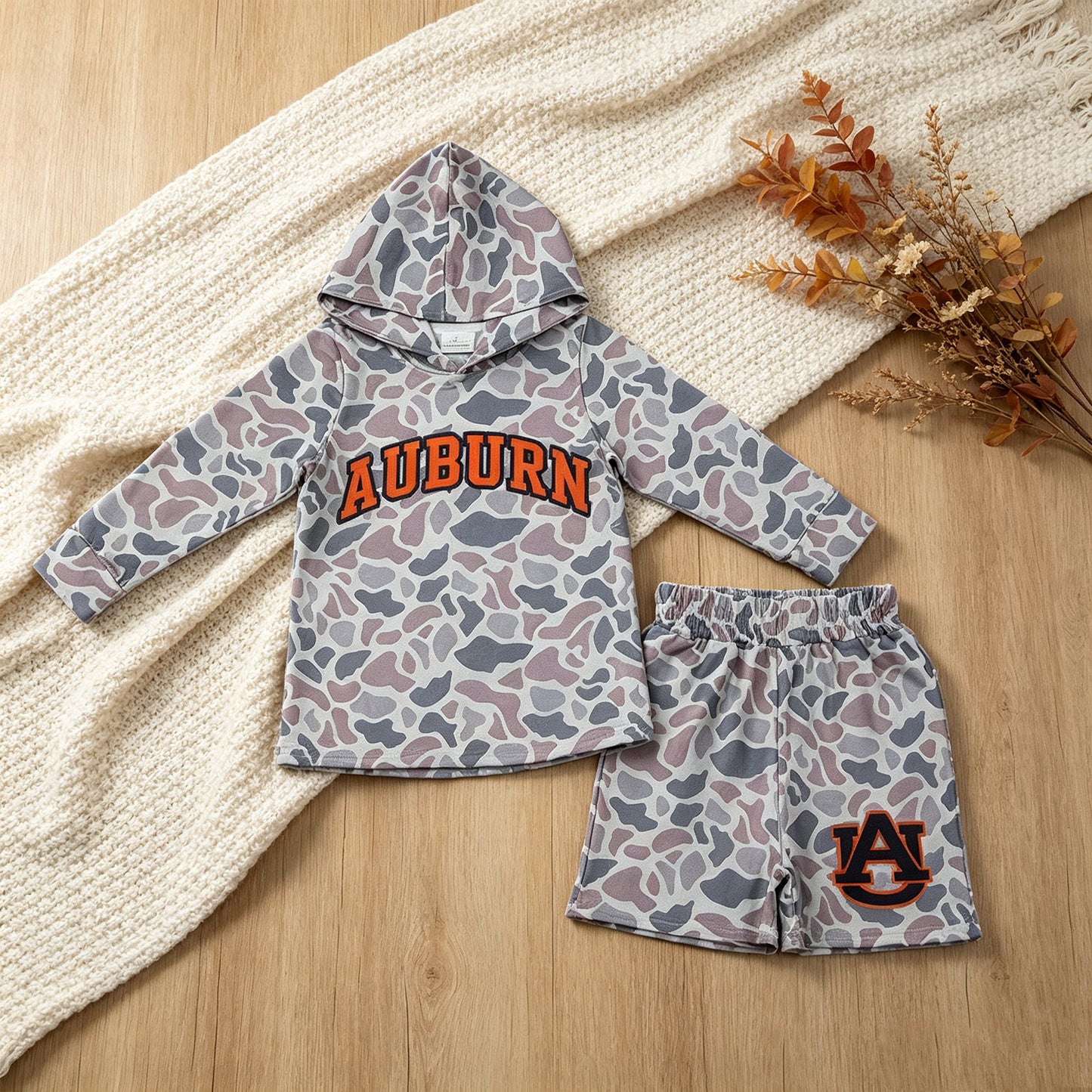 NEW RTS NO MOQ milk silk BLS0041 Baby Boys Light Grey Camo Auburn Long Sleeve Hoodie Pockets Short Team Clothes Set