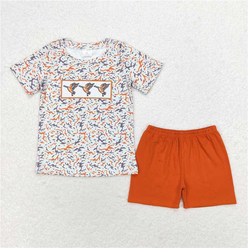 BSSO0952 Embroidered duck camouflage short-sleeved brown shorts set