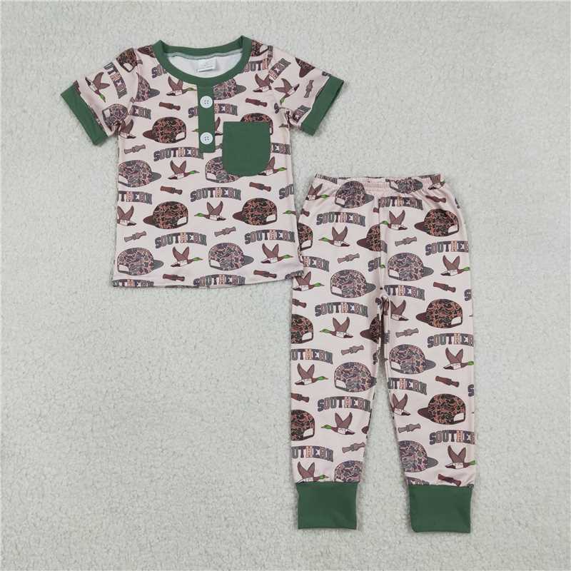 X1.2  BSPO0597 Southern camouflage hat with duck design, green pocket, short-sleeved shirt, long pants, pajama set