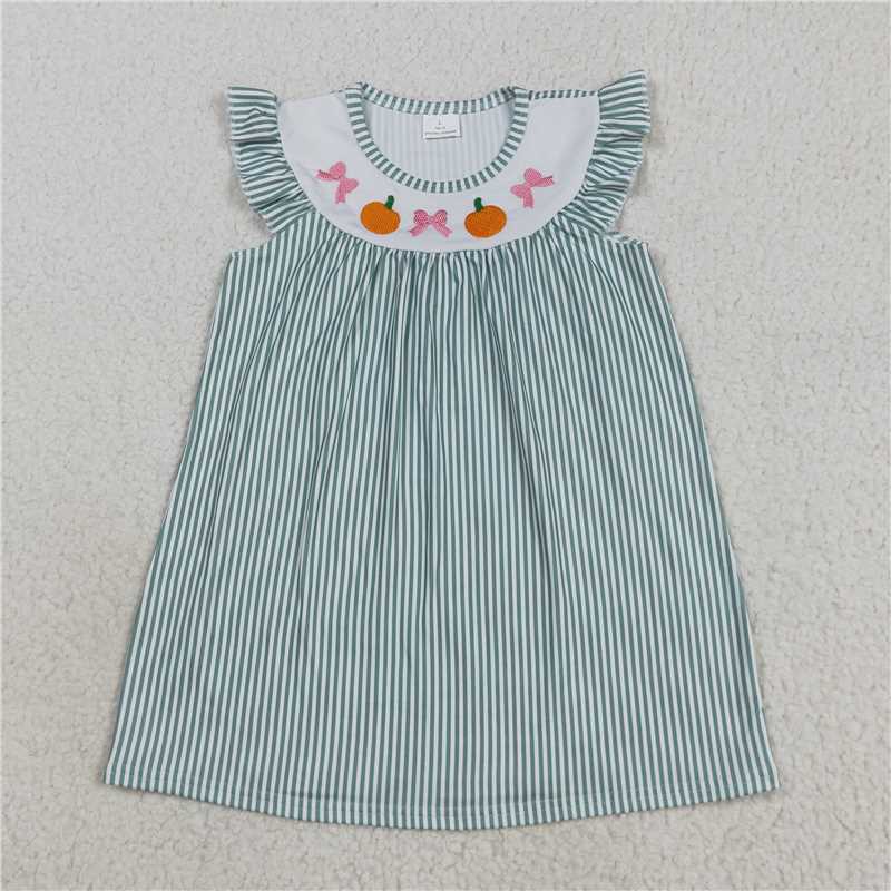 X8.16  GSD2746 Embroidered butterfly pattern pumpkin green striped dress with flying sleeves