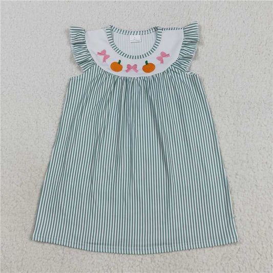 X8.16  GSD2746 Embroidered butterfly pattern pumpkin green striped dress with flying sleeves