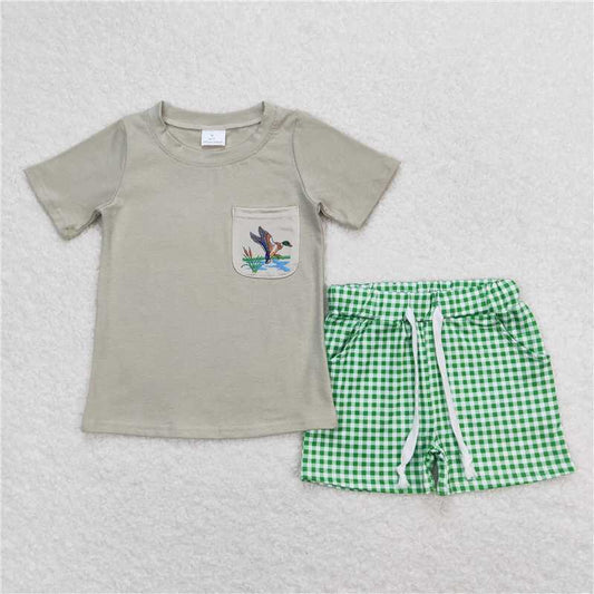 BSSO0734 Duck Pocket Short Sleeve Green Plaid Shorts Suit