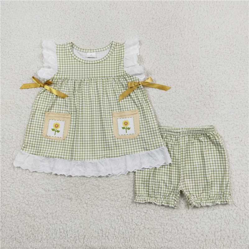 GSSO1196 Sunflower flower pocket lace plaid sleeveless shorts set