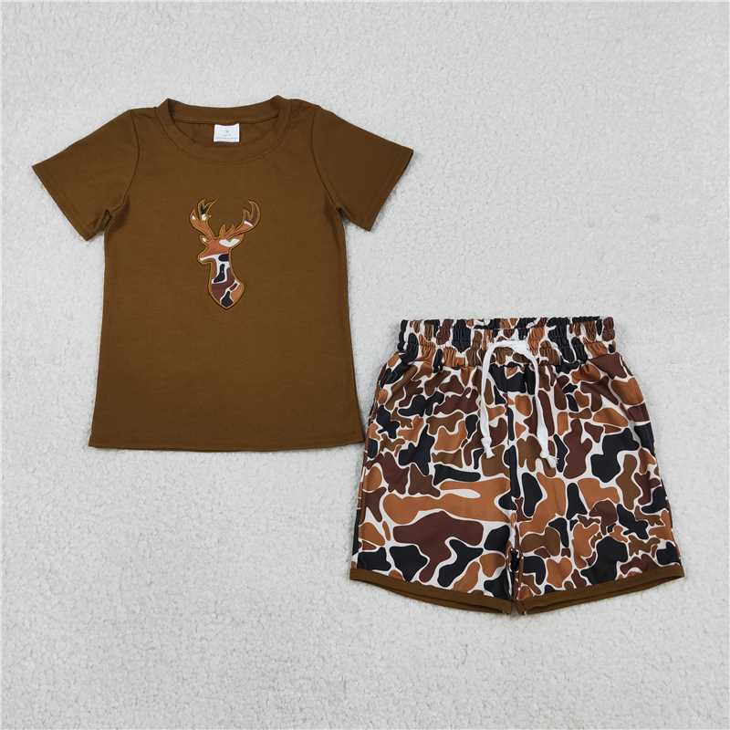 X12.8  BSSO1575 Embroidered Camouflage Reindeer Brown Short-Sleeve and Shorts Set