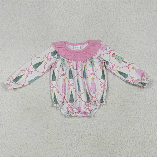 7.8  LR2275 Beige long-sleeved jumpsuit with pink lace and Christmas tree bow pattern