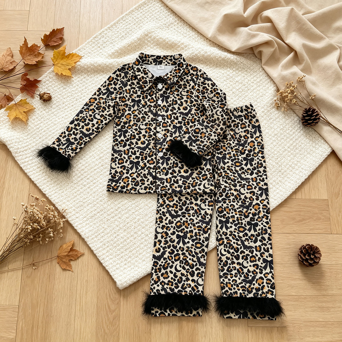 NEW RTS NO MOQ milk silk GLP3639 Adult Women Leopard Bats Button Top Pant Fur Sleeves Halloween Pajamas Set