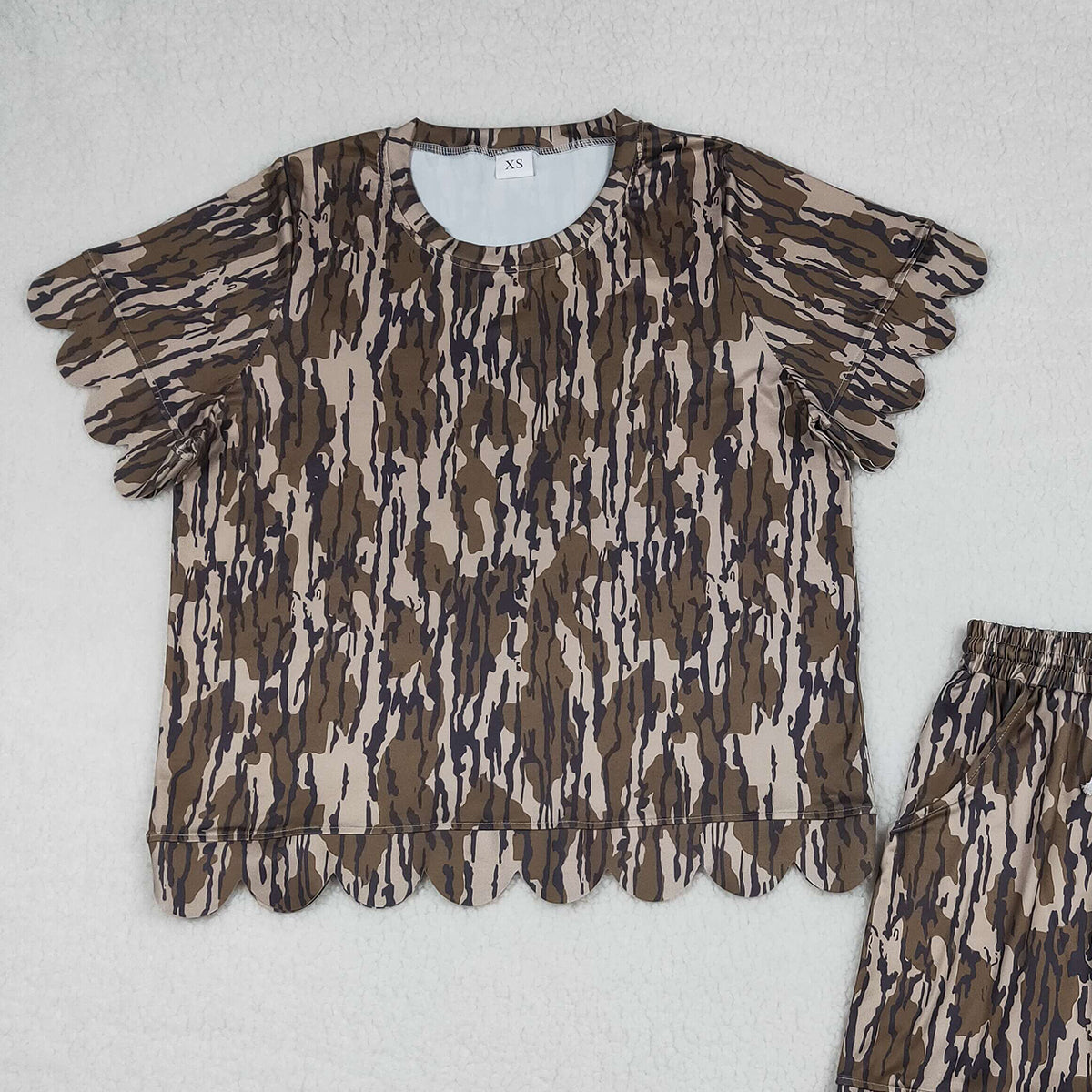 4.3 GSSO3231 Adult Women Southern Olive Camo Top Short Scallop Clothes Sets