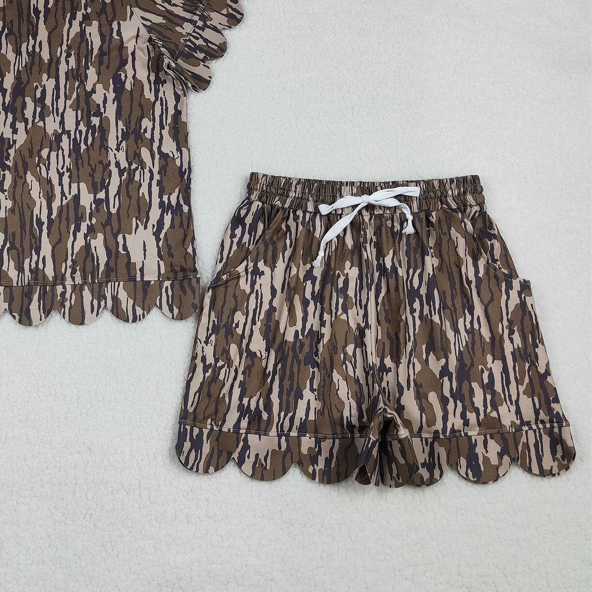 4.3 GSSO3231 Adult Women Southern Olive Camo Top Short Scallop Clothes Sets