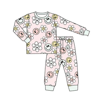 5.26 Smiley face flower long sleeve suit