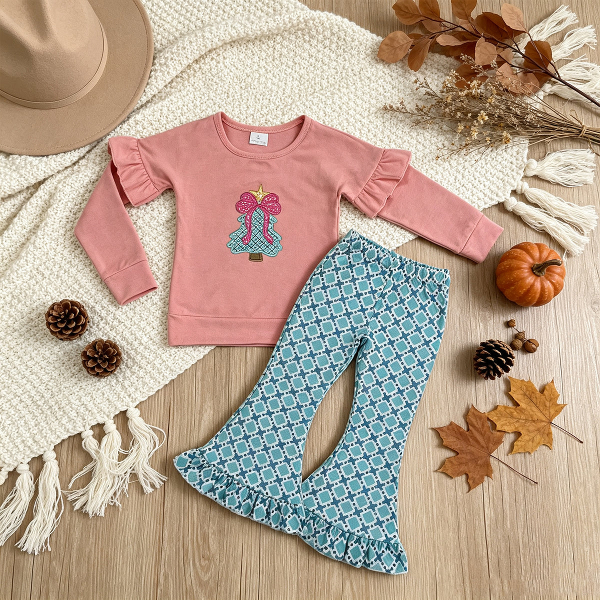 NEW RTS NO MOQ milk silk GLP3548 Embroidery Bow Trees Baby Girls Polka Dots Top Ruffle Pant Christmas Clothes Sets