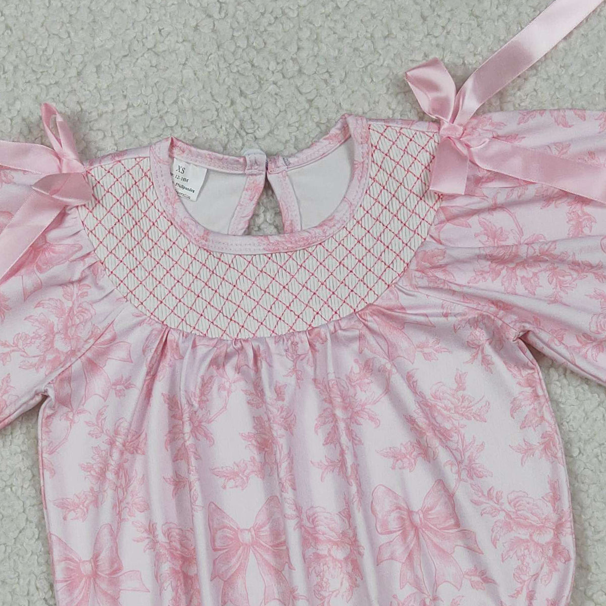 LR2932 Smocked Checked Baby Girls Flowers Bows Long Sleeve Ruffle Rompers