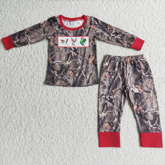 6 A9-13-1 Boys Tree trunk and dead leaves long sleeves and long pants pajama set