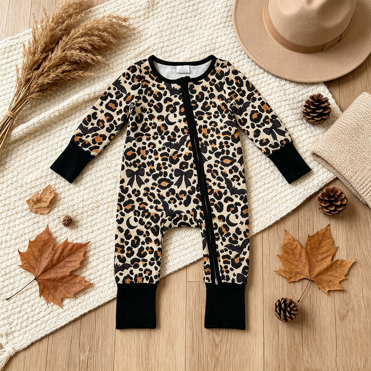 NEW RTS NO MOQ milk silk LR3242 Baby Boys Leopard Bats Halloween Two Way Zip Convertible Romper