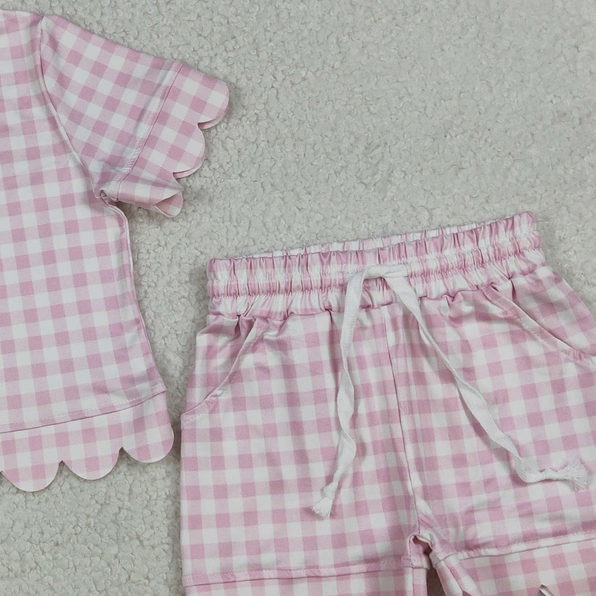 3.31 GSSO3183 Baby Girls Short Sleeve Light Pink Checked Top Shorts Scallop Clothes Sets