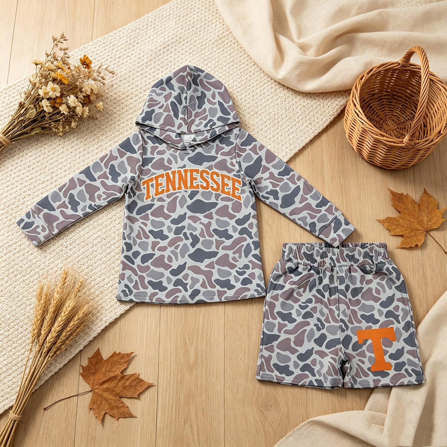 NEW RTS NO MOQ milk silk BLS0042 Baby Boys Grey Camo Orange Letter Print Long Sleeve Hoodie Casual Shorts Team Clothes Set