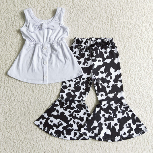 White short-sleeved cow print suit