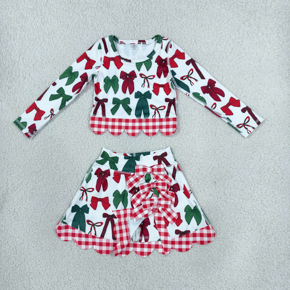 NEW RTS NO MOQ Yoga GLD1677 Baby Girls Green Red Bows Top Bows Skirt Short Christmas Yoga Active Scallop Clothes Set