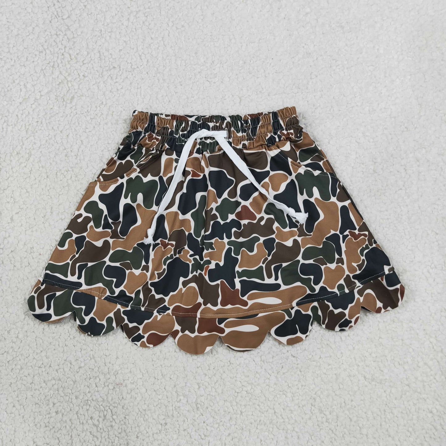 NEW RTS NO MOQ milk silk GLD1617（GT1688+GLK0300 ）Baby Girls Dark Brown Camo Long Sleeve Scallop Hem Top Skort Clothes Set